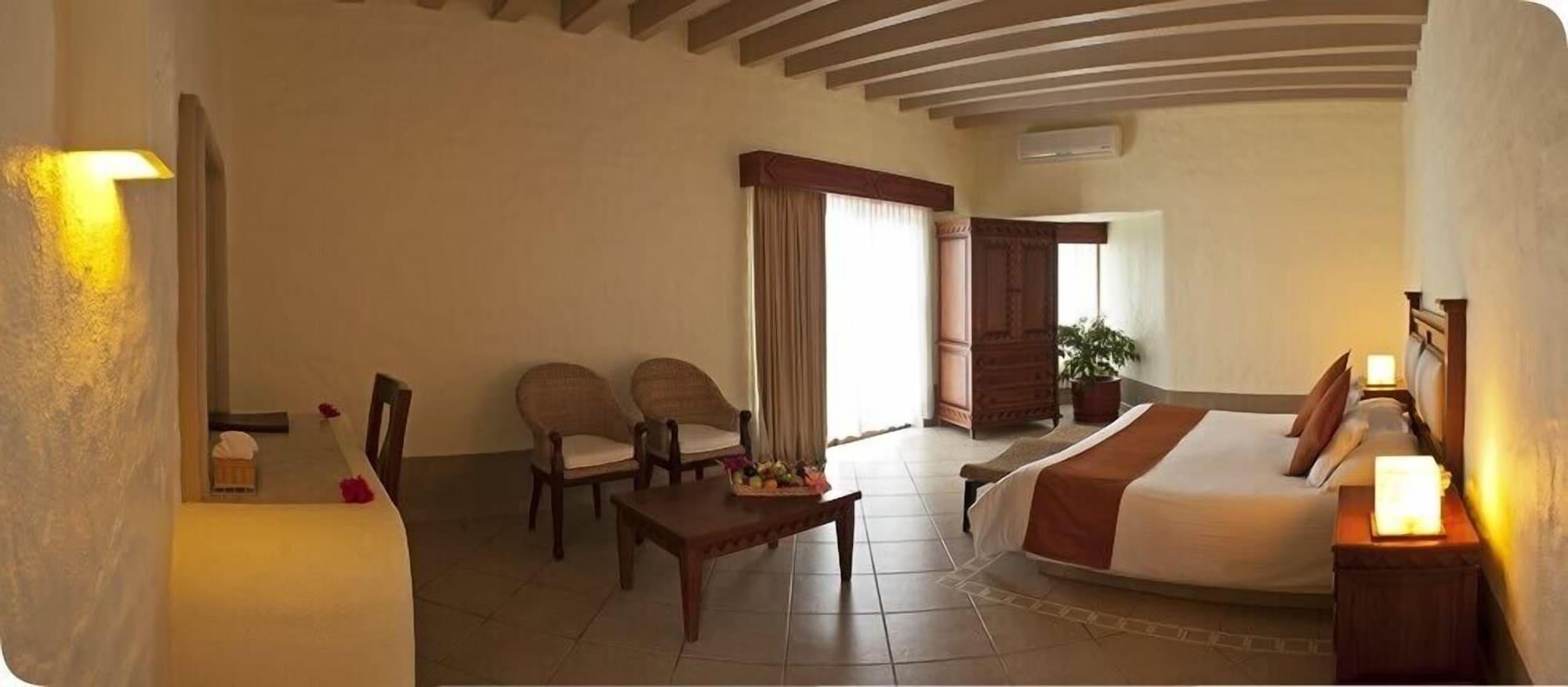 Hotel Punta Serena & Resorts - Solo Parejas (Adults Only) Tenacatita Exterior photo
